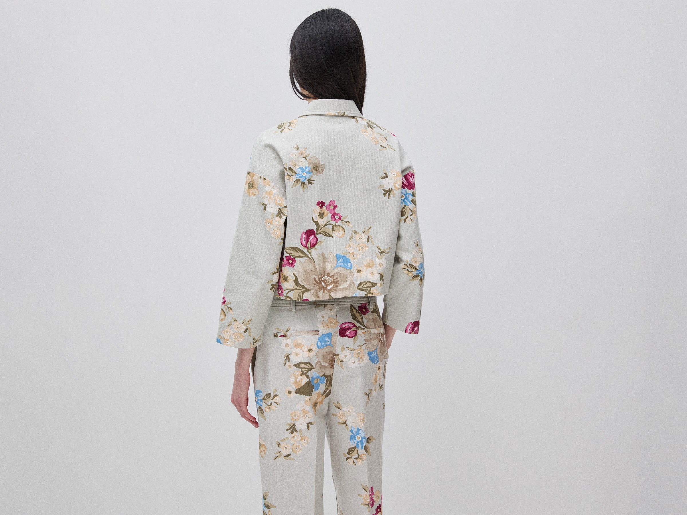 Casaco às flores - ucb_image_B
