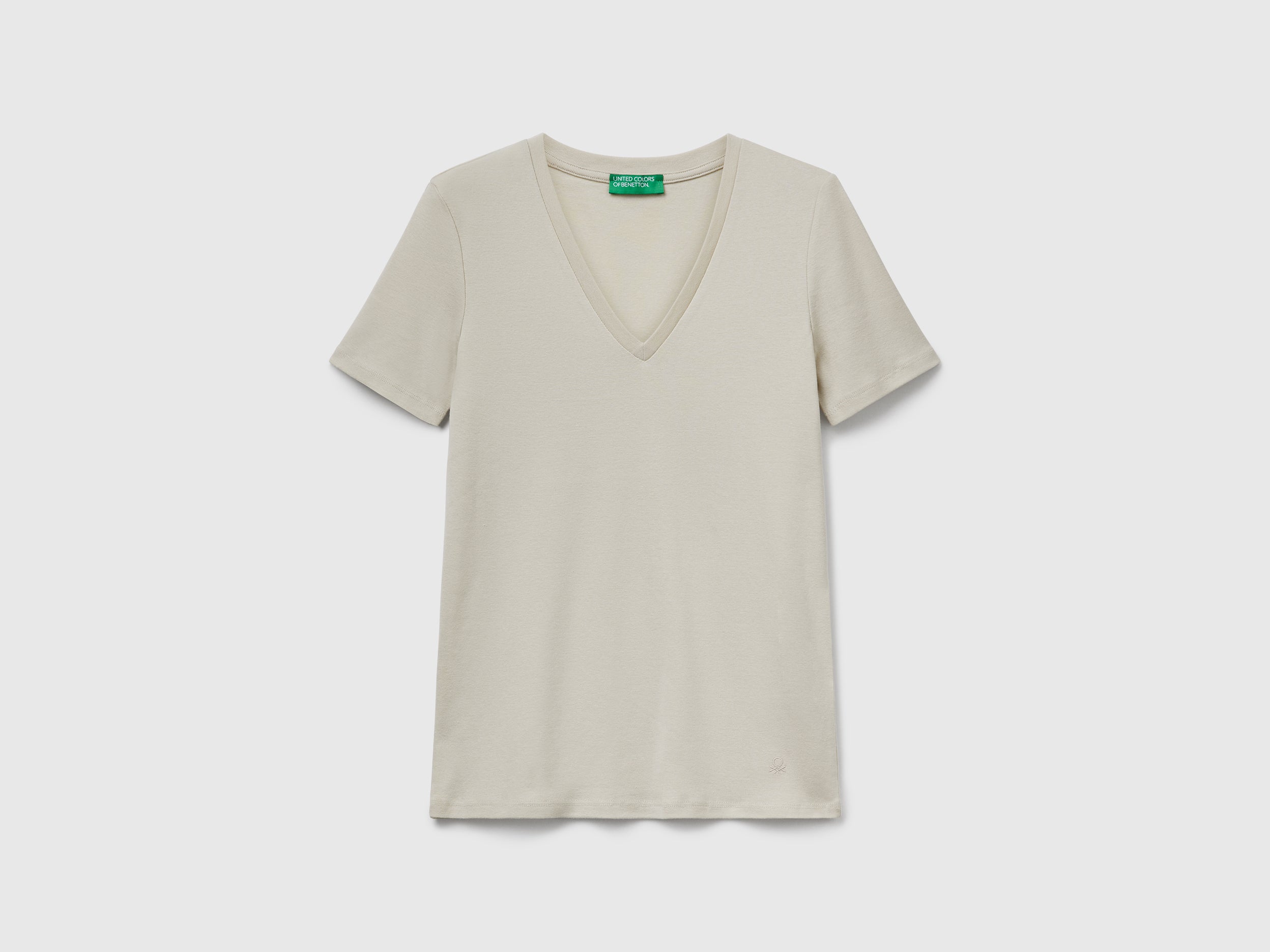 T-shirt em algodão puro com decote em V - ucb_image_FS