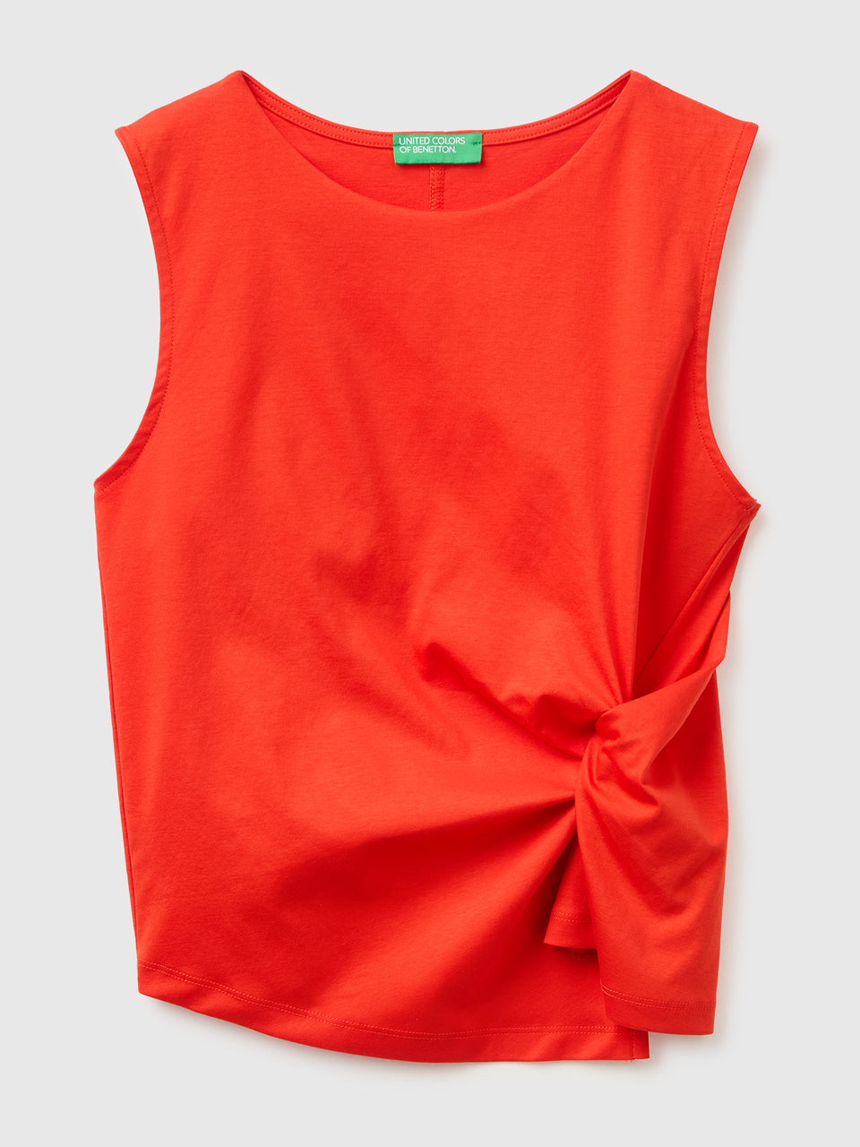 Top with knot - ucb_image_FS