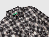 Camisa aos quadrados com bolsos - ucb_image_DS1
