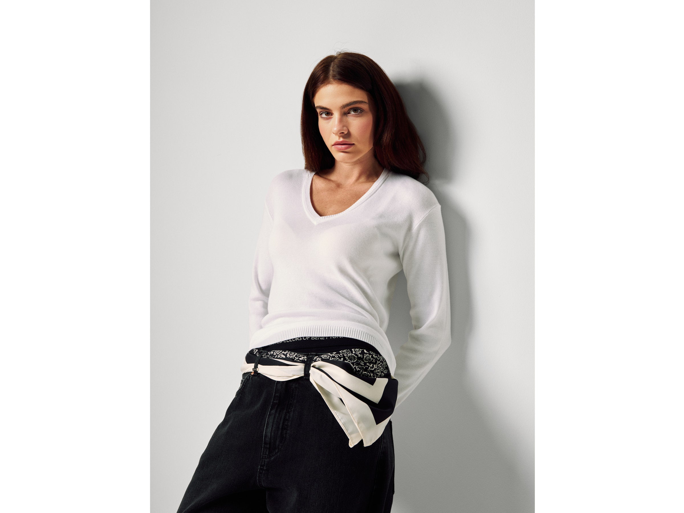 Camisola com decote em V em algodão puro - ucb_image_FY