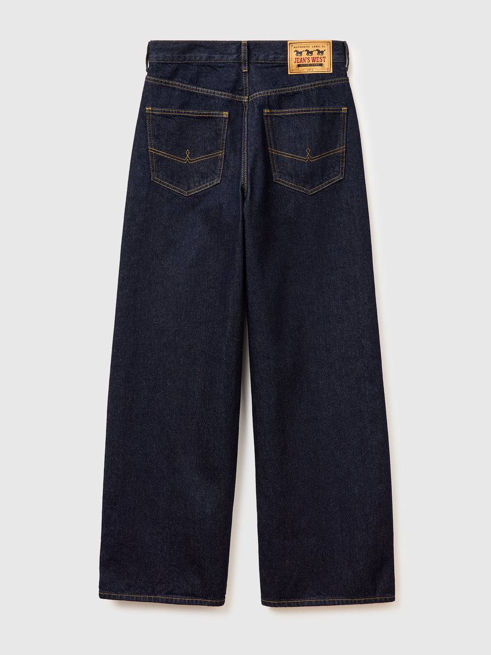 Wide-fit rinse-wash jeans - ucb_image_BS