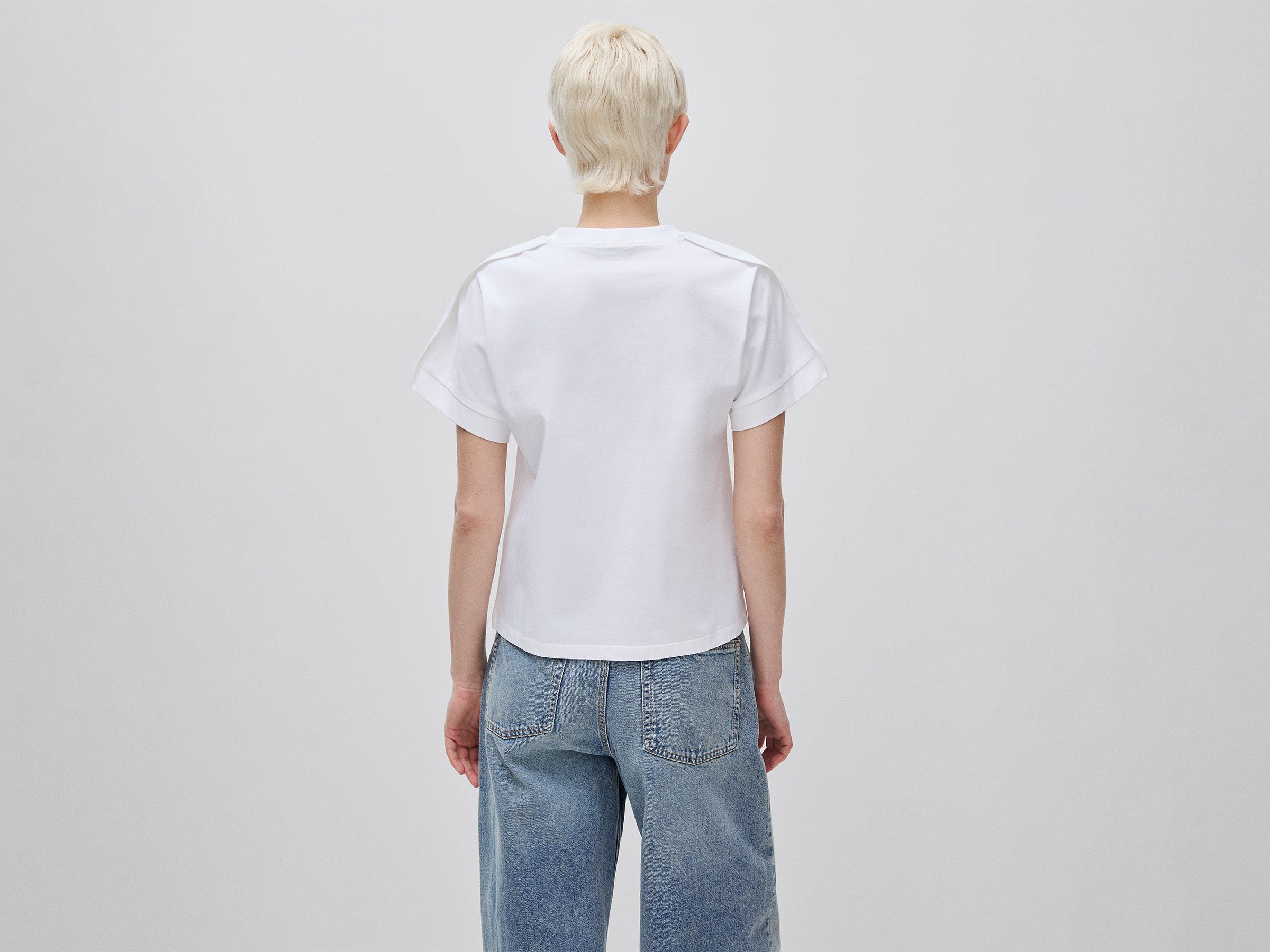 T-shirt com prega nos ombros - ucb_image_B