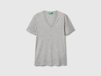 T-shirt em algodão puro com decote em V - ucb_image_FS