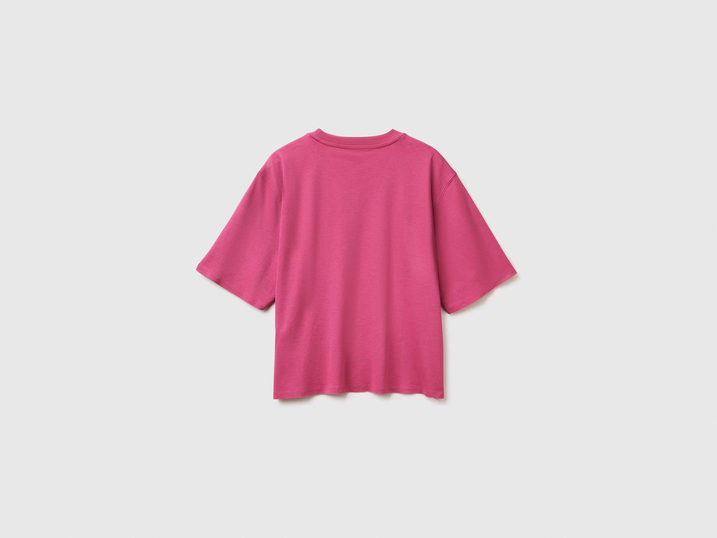 T-shirt com slogan - ucb_image_BS