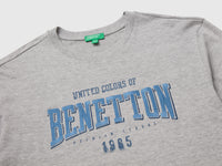 T-shirt com estampa e bordado - ucb_image_DS1