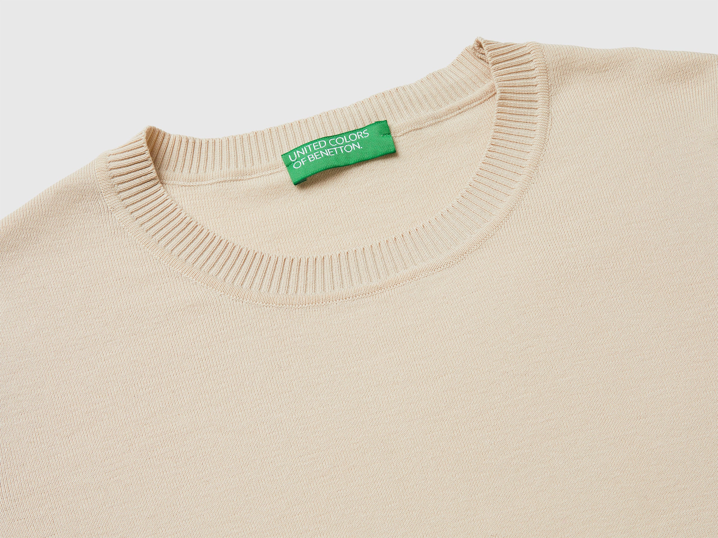 Beige short sleeve sweater - ucb_image_DS1