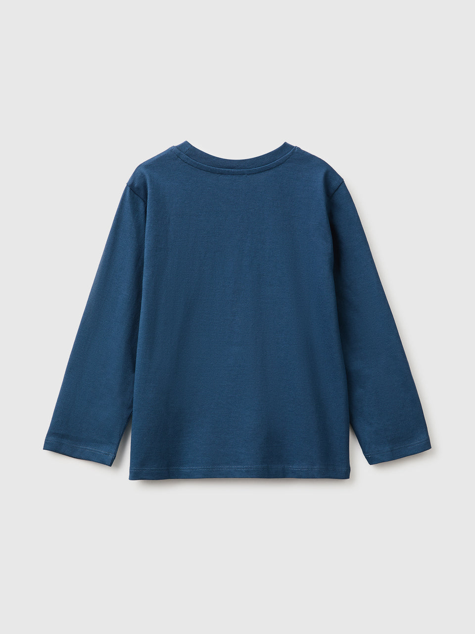 T-shirt com estampa e bordado - ucb_image_BS