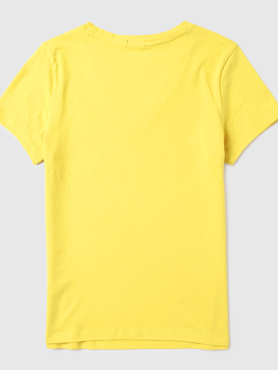 Short Sleeve Solid V-Neck T-Shirt image number 2
