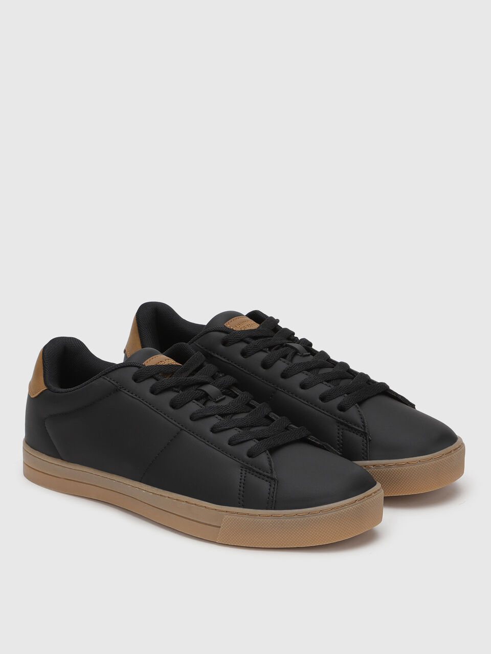 SNEAKER WITH DECO STITC image number null