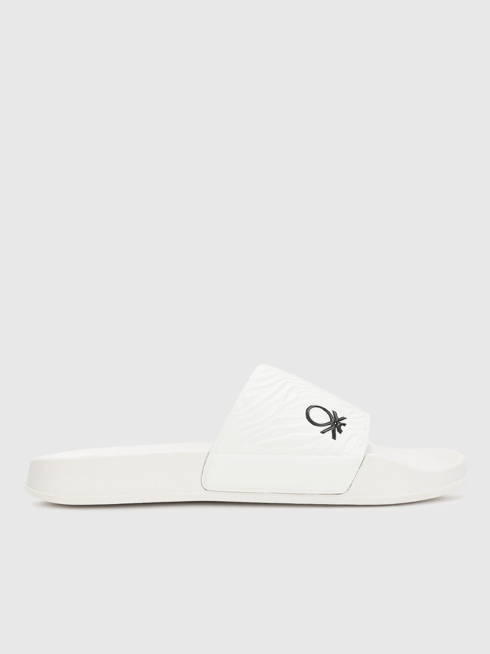 TEXTURED PU SLIDE image number null