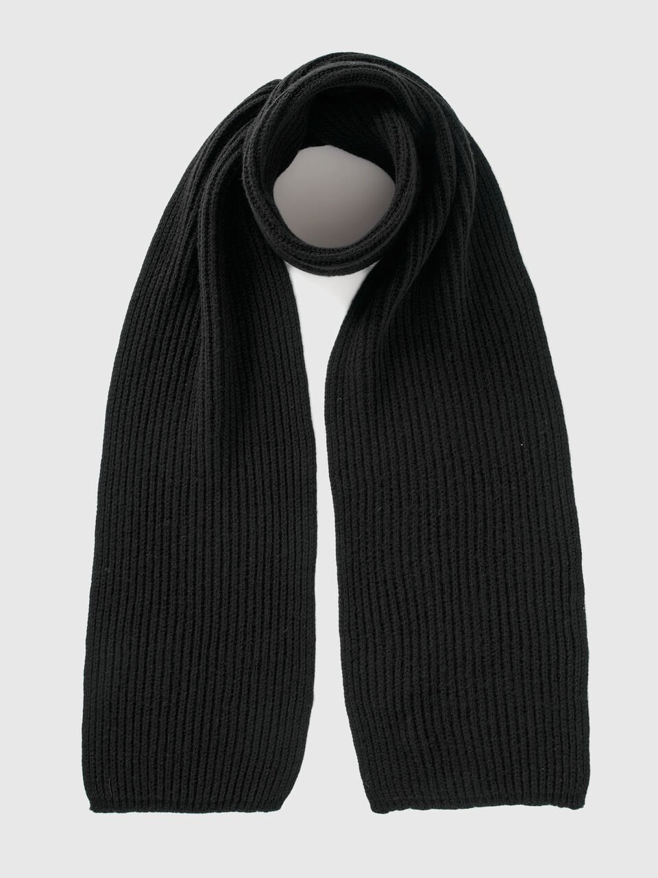 SCARF Men image number 1