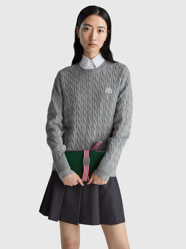 Sweater with cables Women