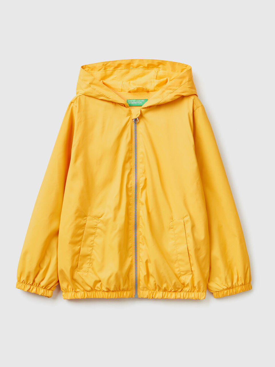 Light jacket with hood