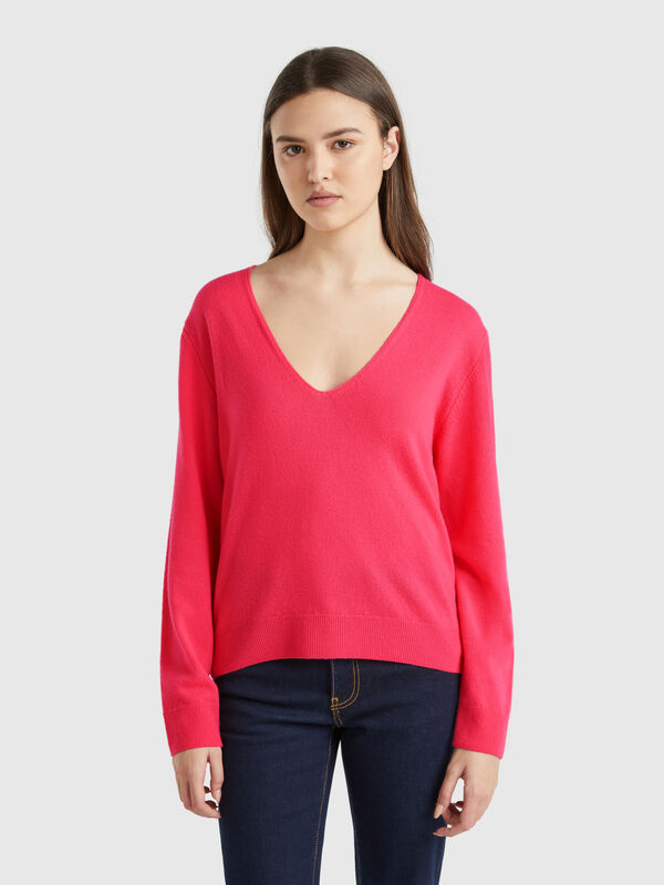 V-neck sweater in pure Merino wool Women