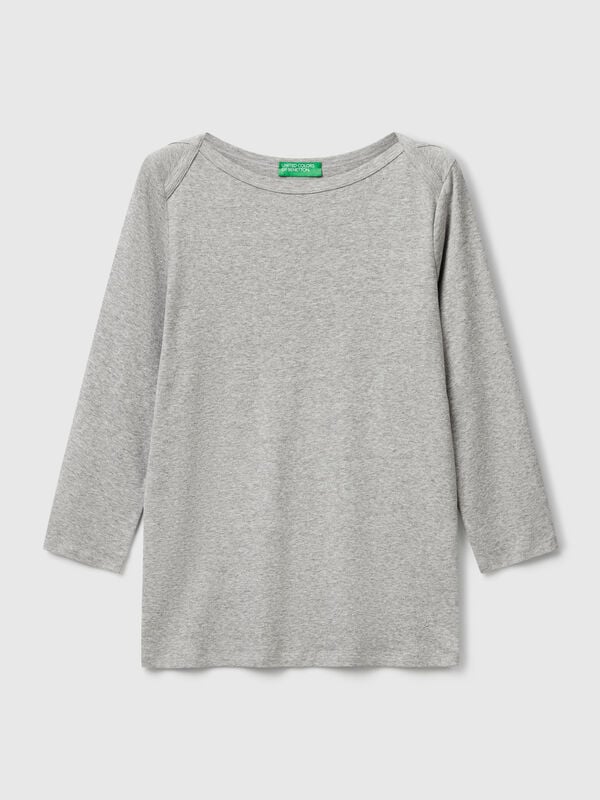 T-shirt with boat neck Women