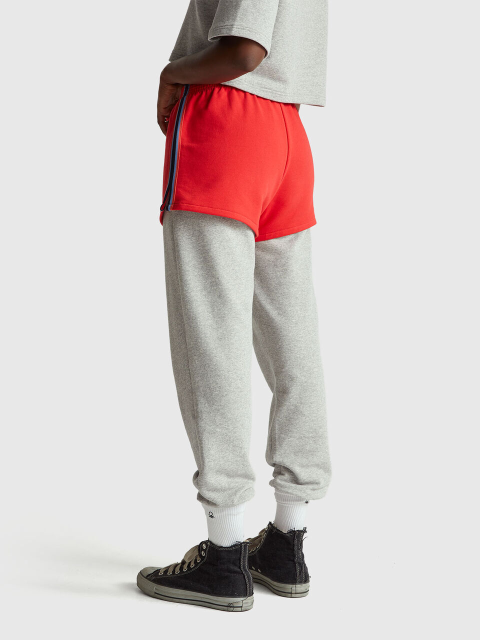 SHORTS Women image number null