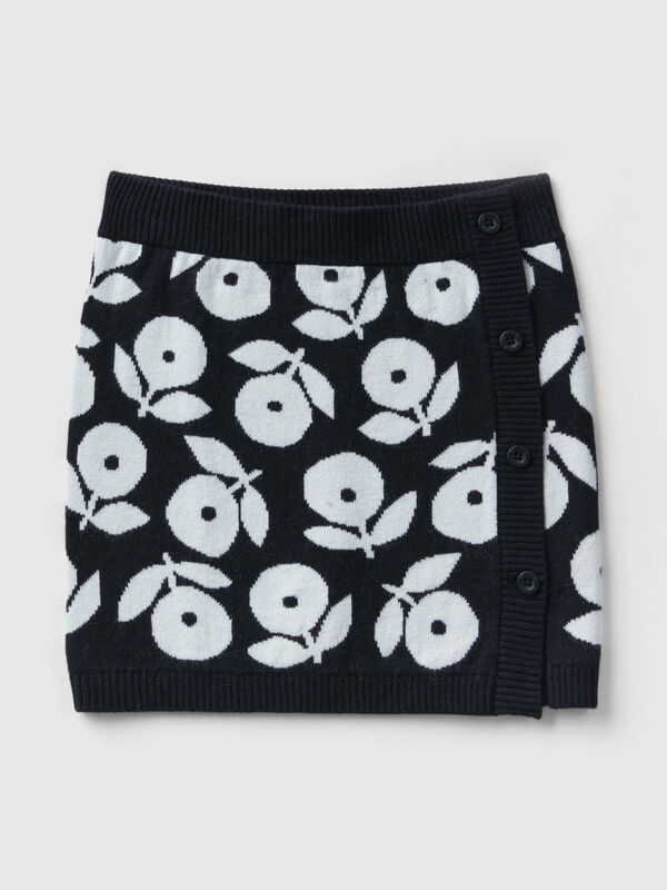 Floral knit mini skirt