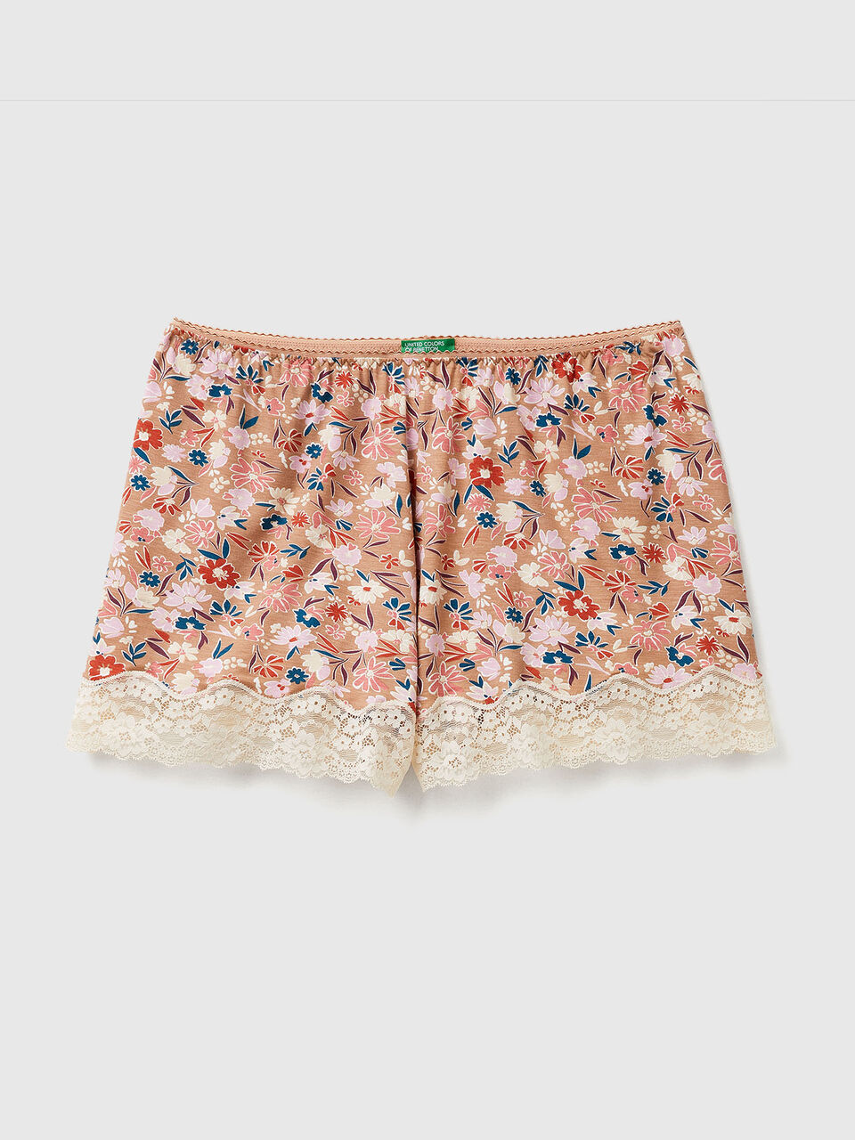 SHORTS Women image number 1