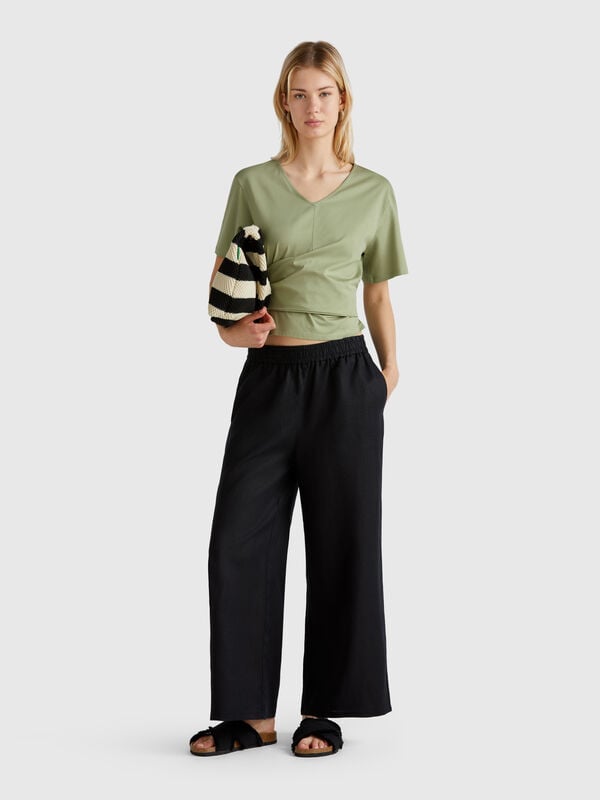 Wide leg trousers in pure linen Women