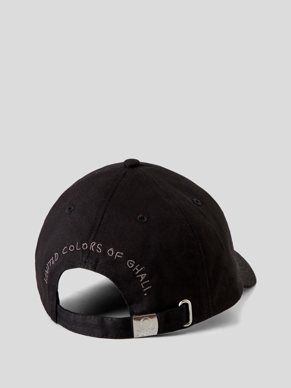 Hat with G patch by Ghali image number 2