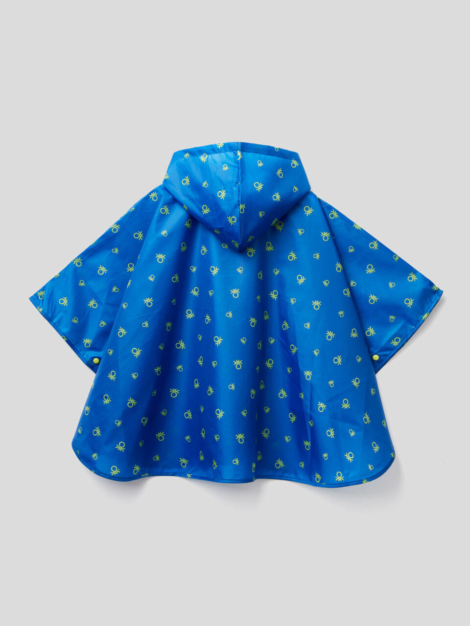 Patterned rain cape image number 2