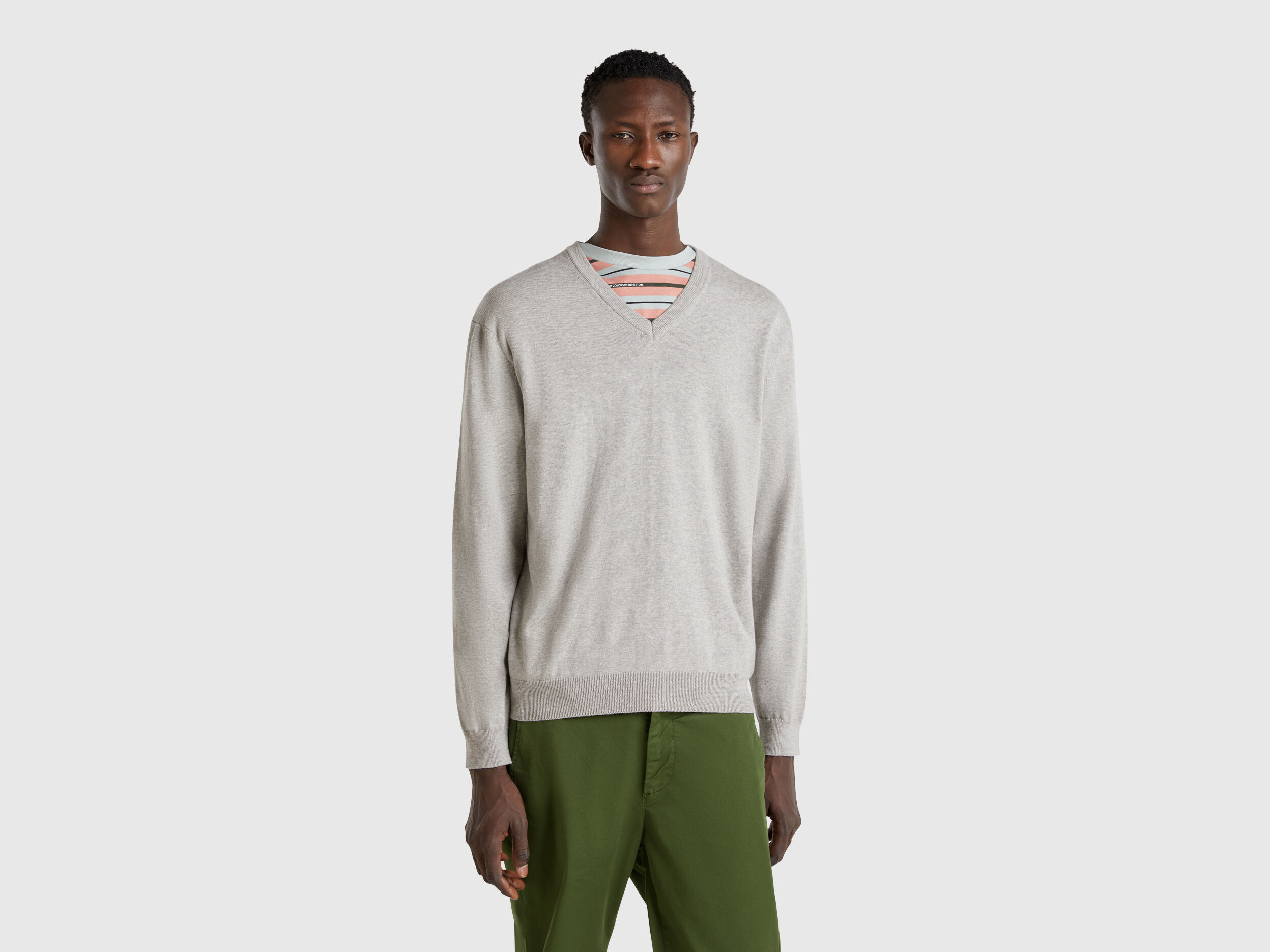 Men's V-Neck Sweaters New Collection | Benetton
