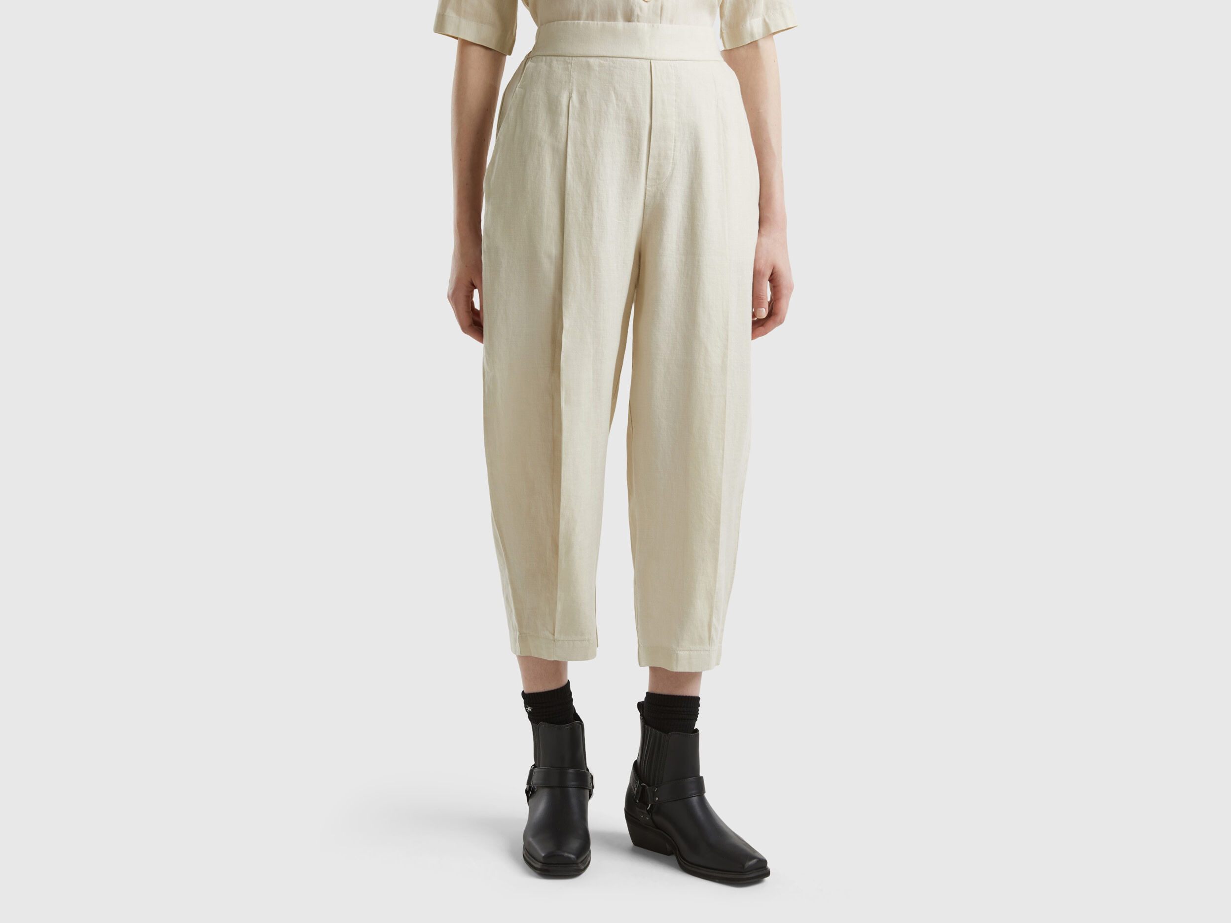 Trousers in pure linen Beige Benetton