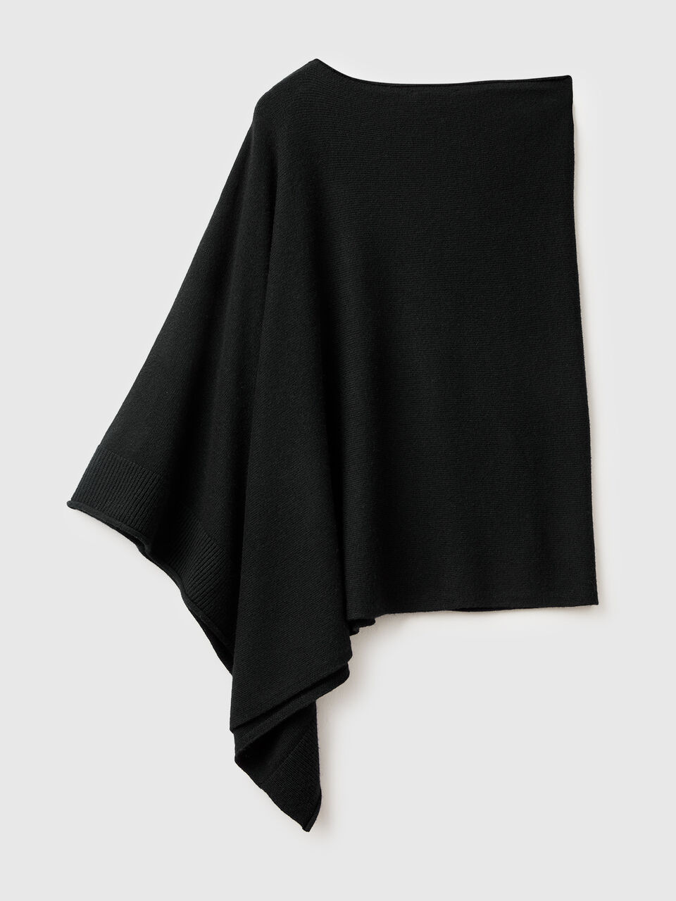 CAPE Women image number 2