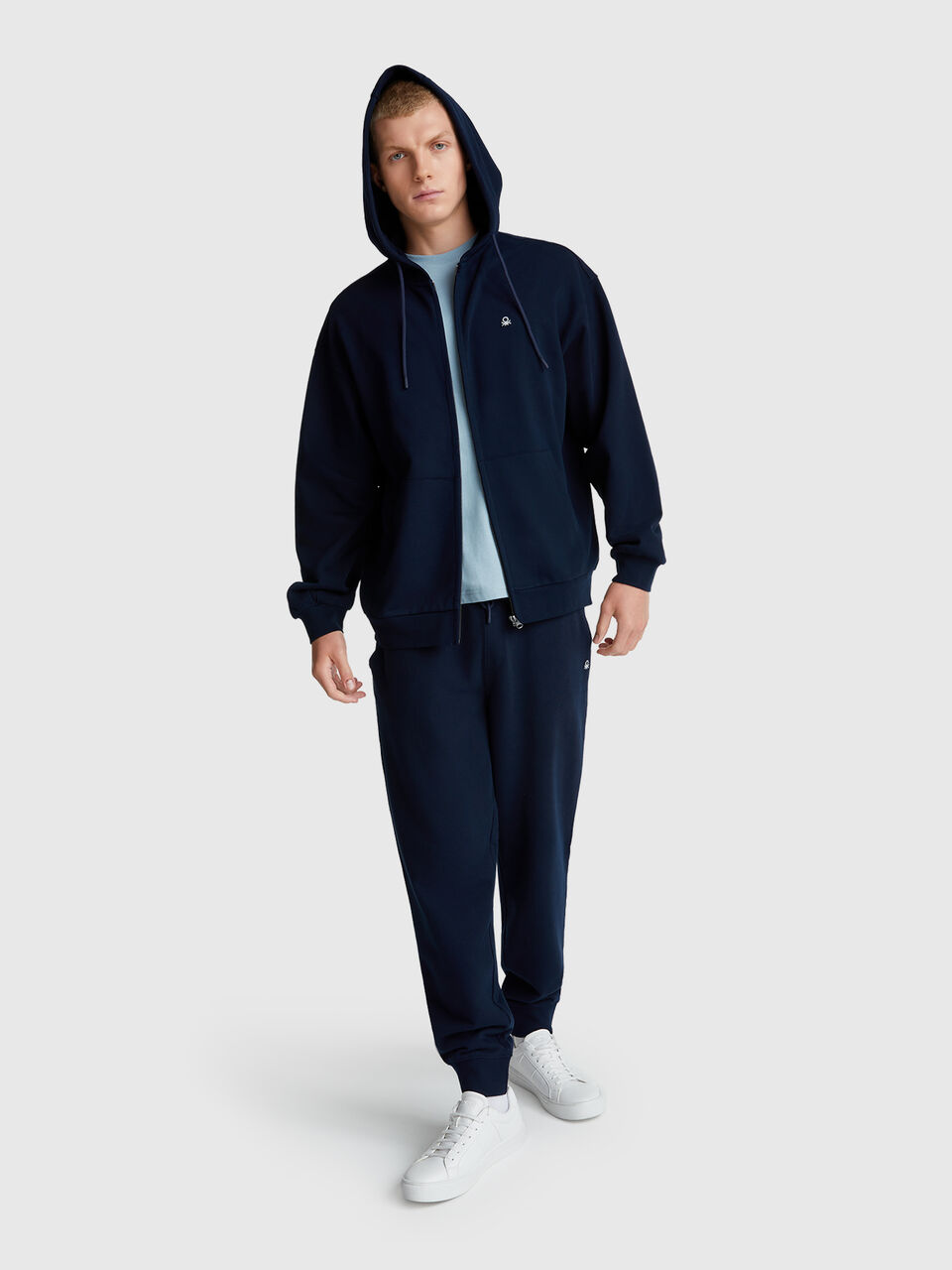 JACKET W/HOOD L/S Men image number null