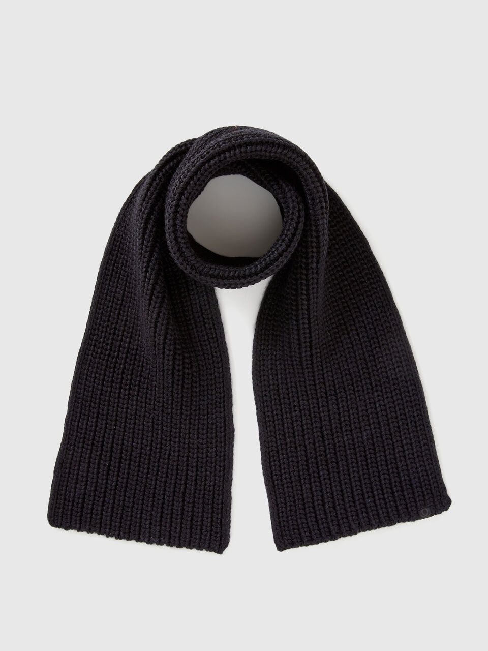 KNITTED SCARF Junior Boy image number 1