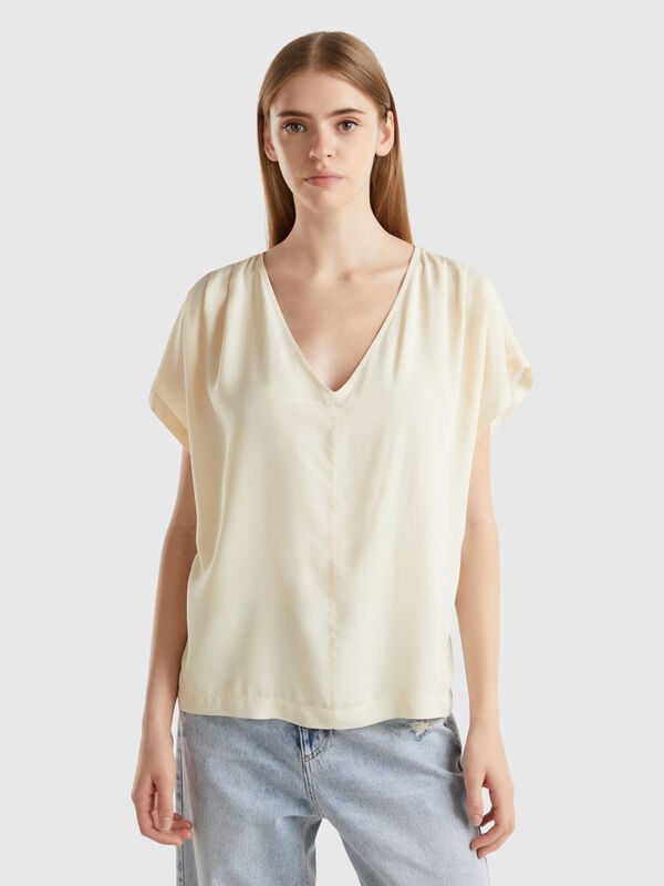 Flowy short sleeve blouse Women