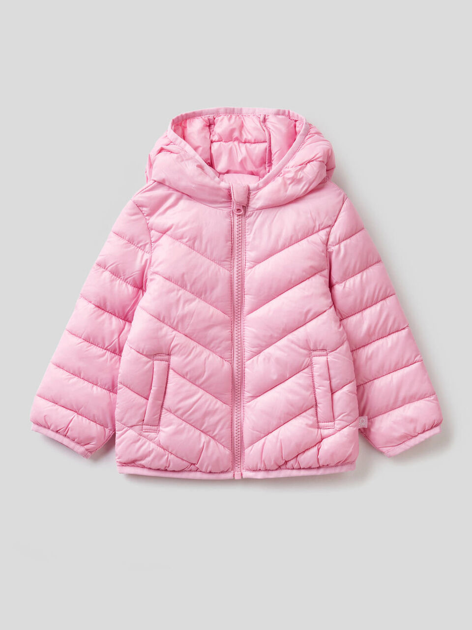 Zip-up quilted jacket image number null