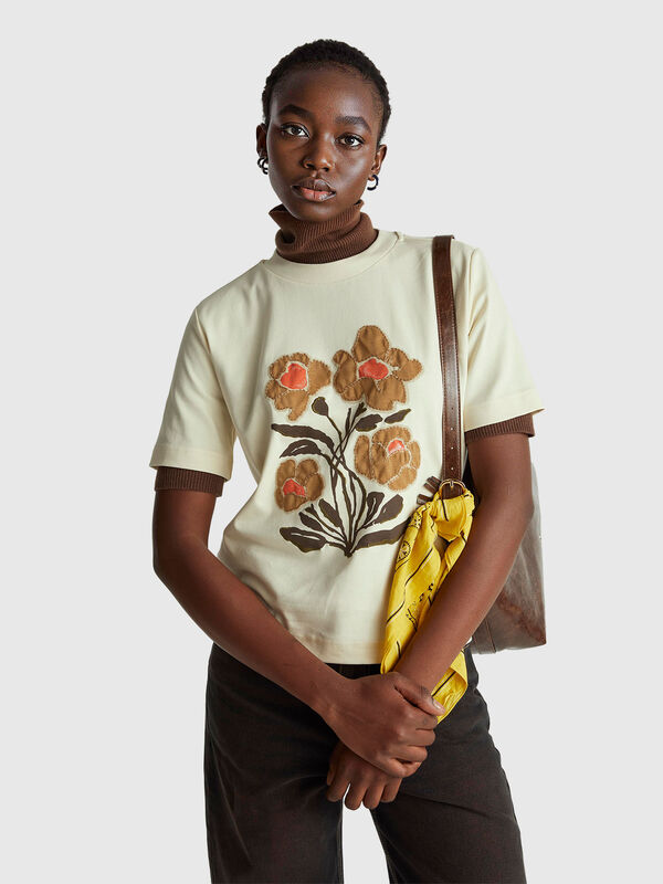 T-shirt with print and embroidery Women