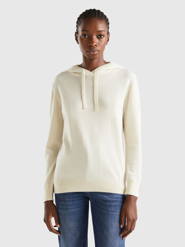 Cream white sweater with hood