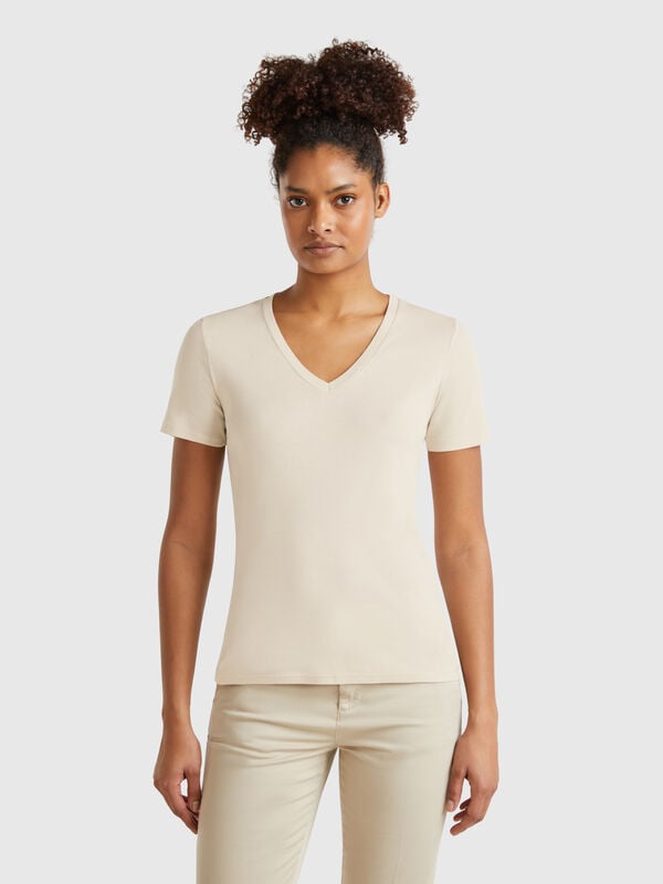 Pure cotton t-shirt with V-neck Women