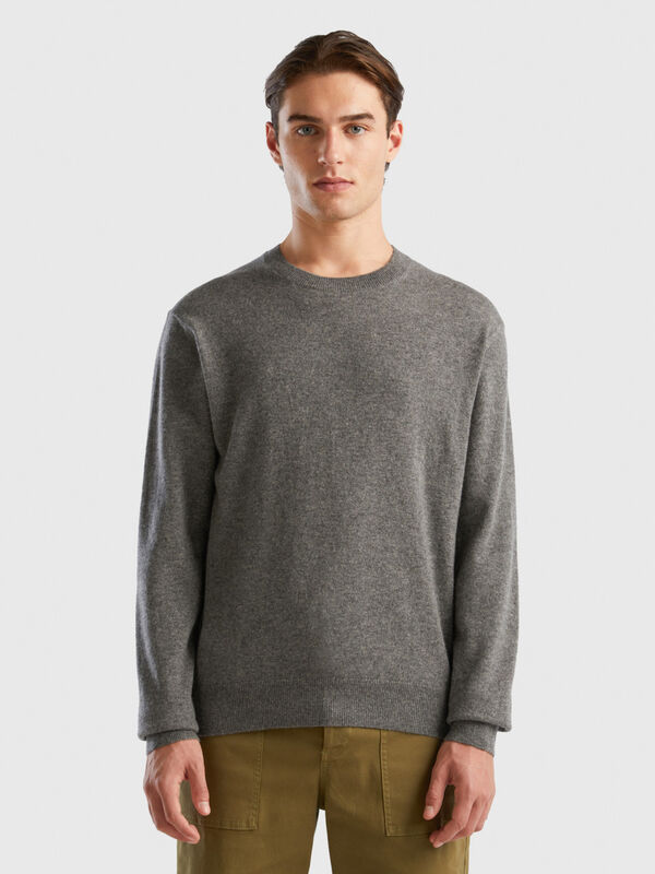 Dark gray sweater in pure cashmere