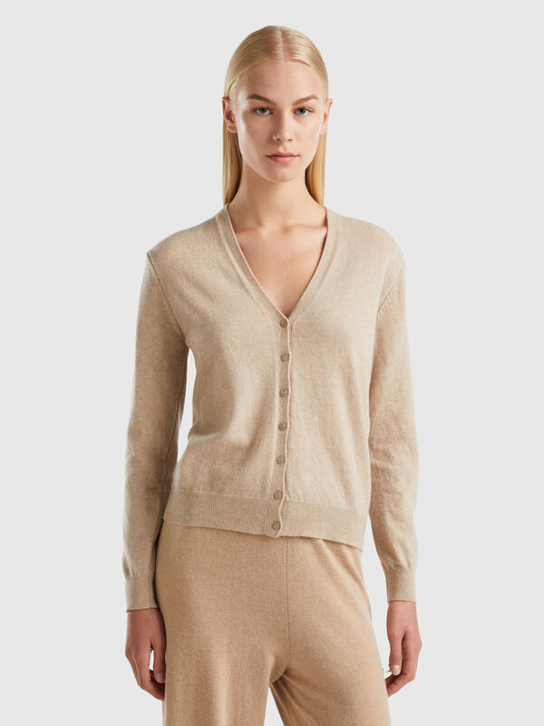 Beige V-neck cardigan in pure Merino wool Women