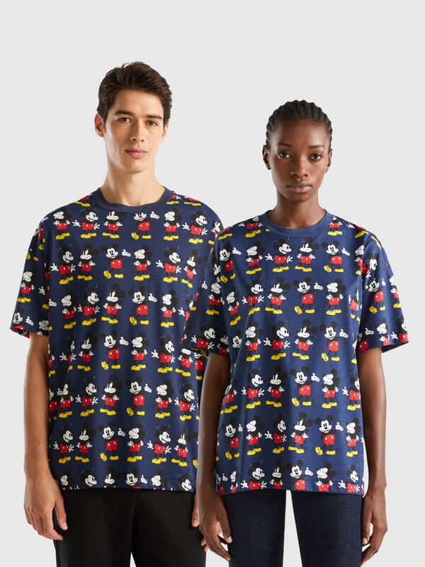 Dark blue Mickey Mouse t-shirt