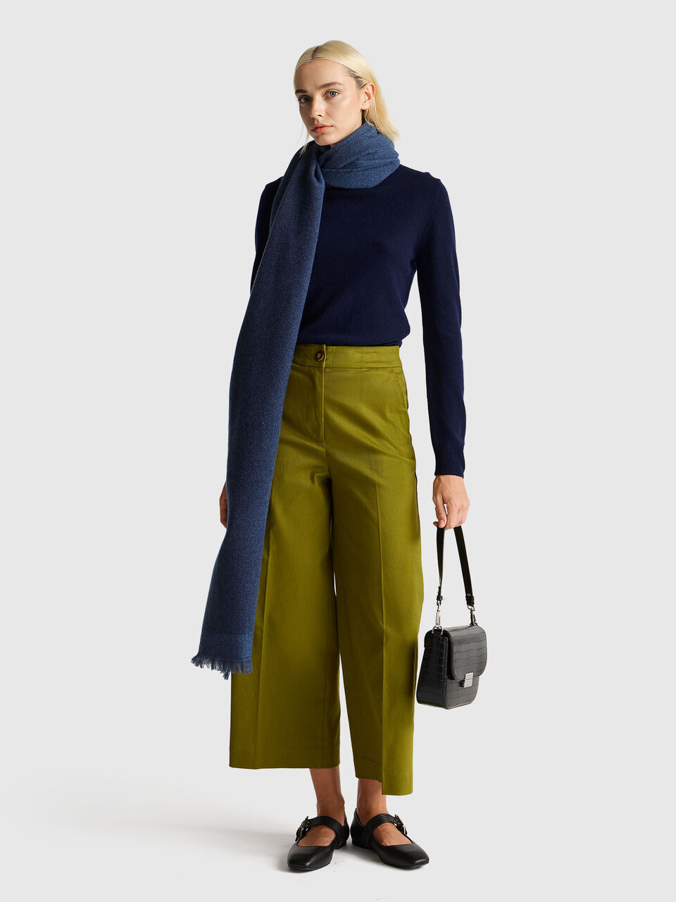 TROUSERS Women image number null