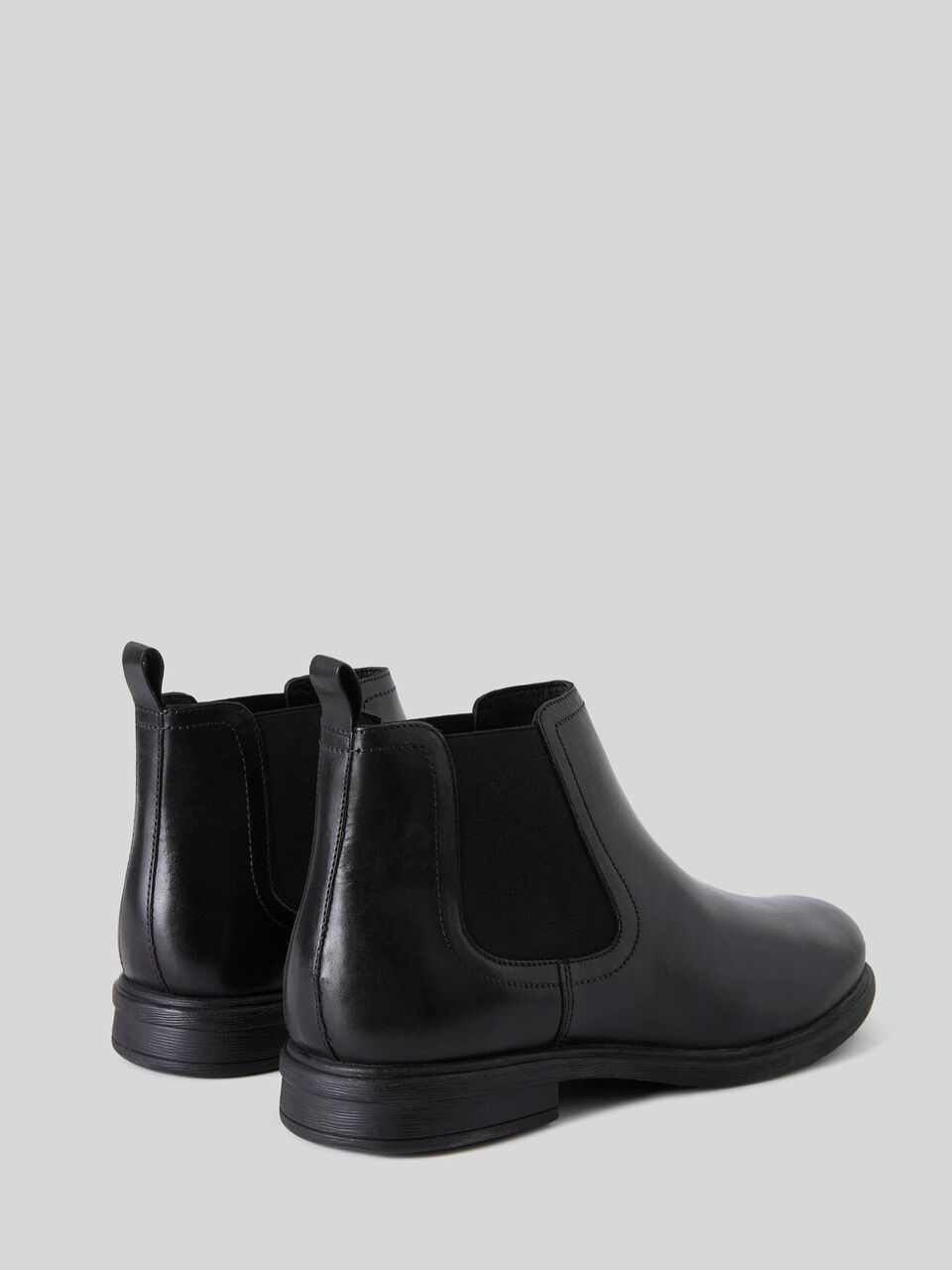 Low suede ankle boots image number 2