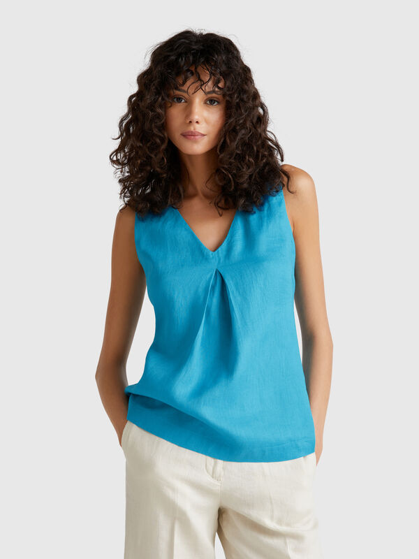Sleeveless blouse in pure linen Women