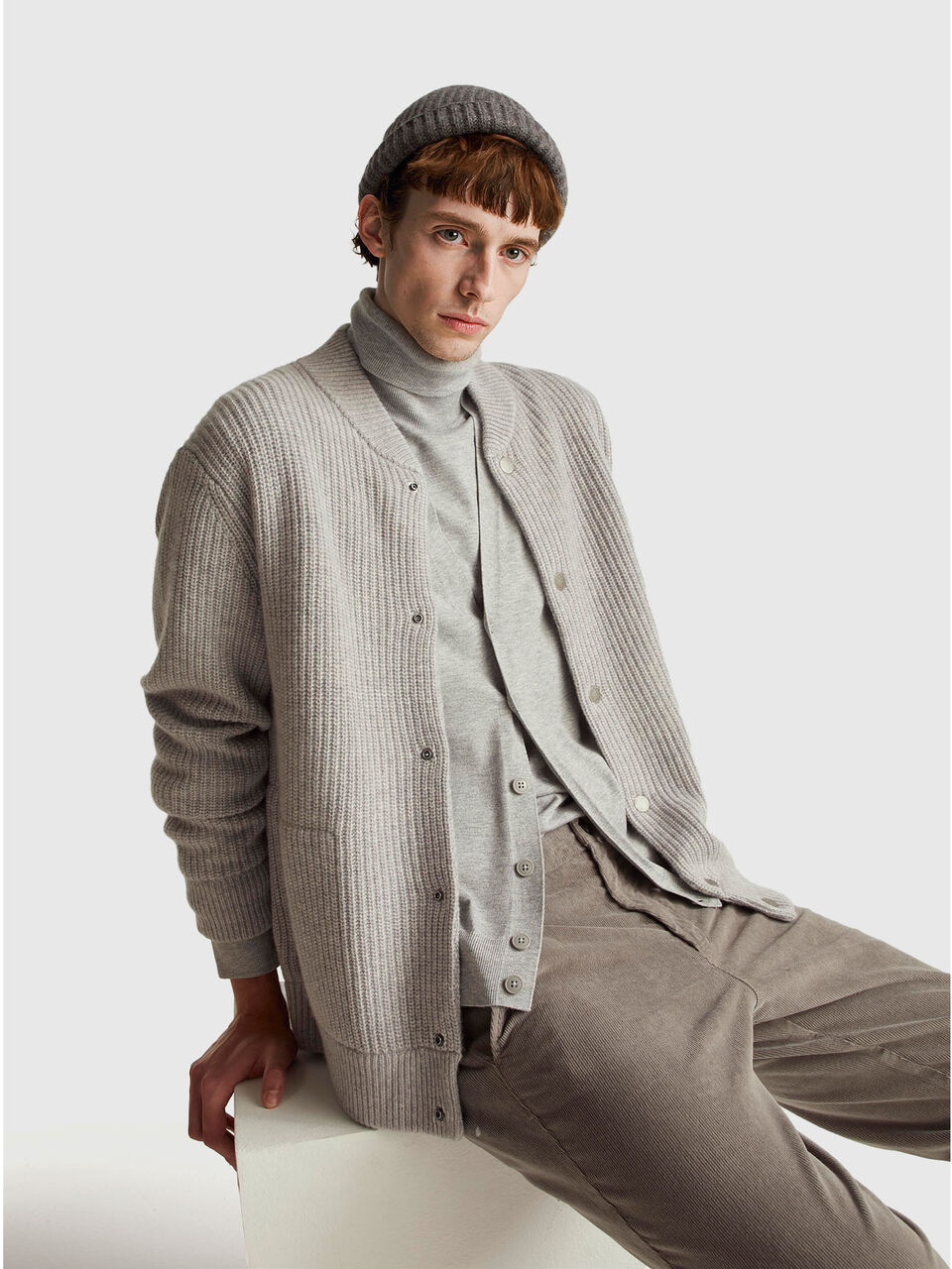 S/L V NECK SWEATER Men image number null