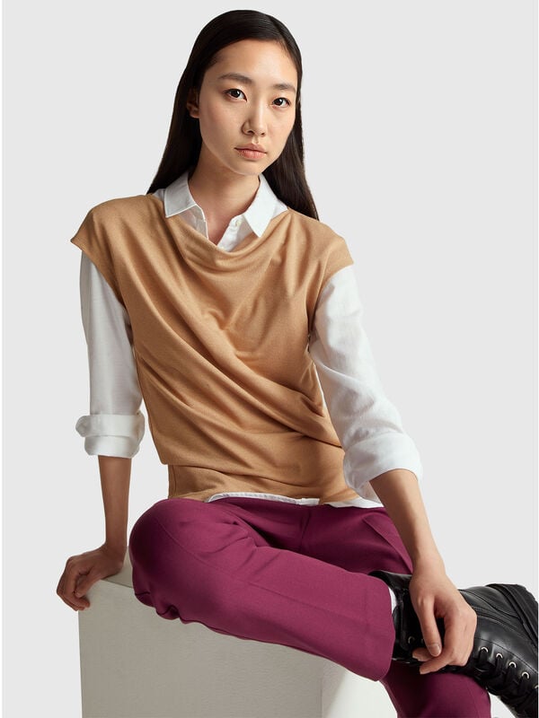 Sleeveless crepe t-shirt Women