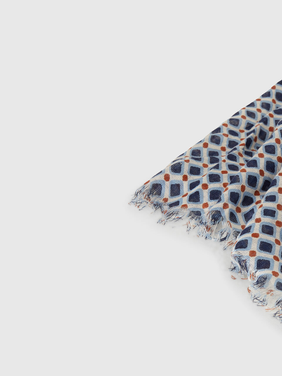 SCARF Women image number null