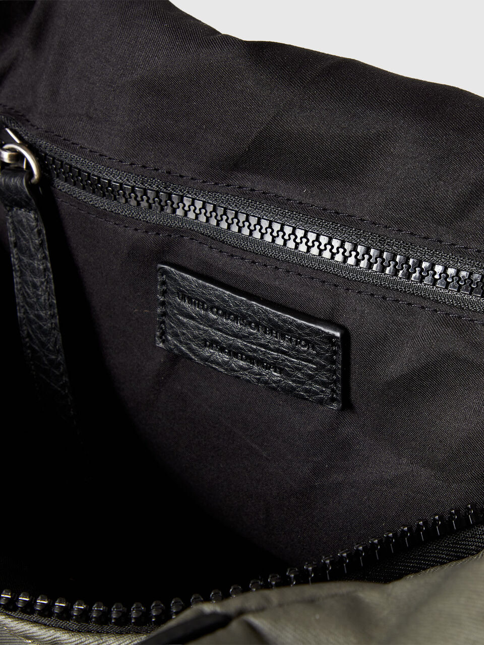 HOLDALL Men image number null