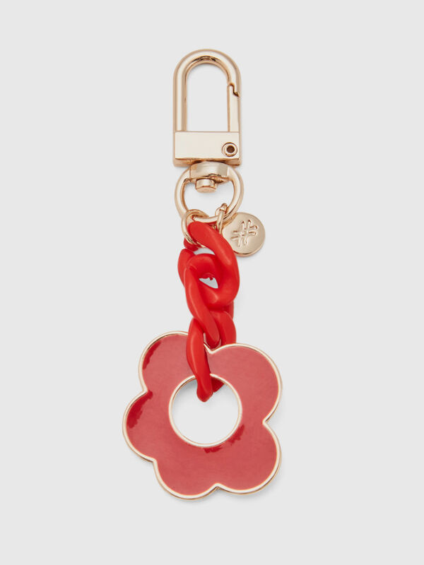 Gold and red keychain with flower pendant Women