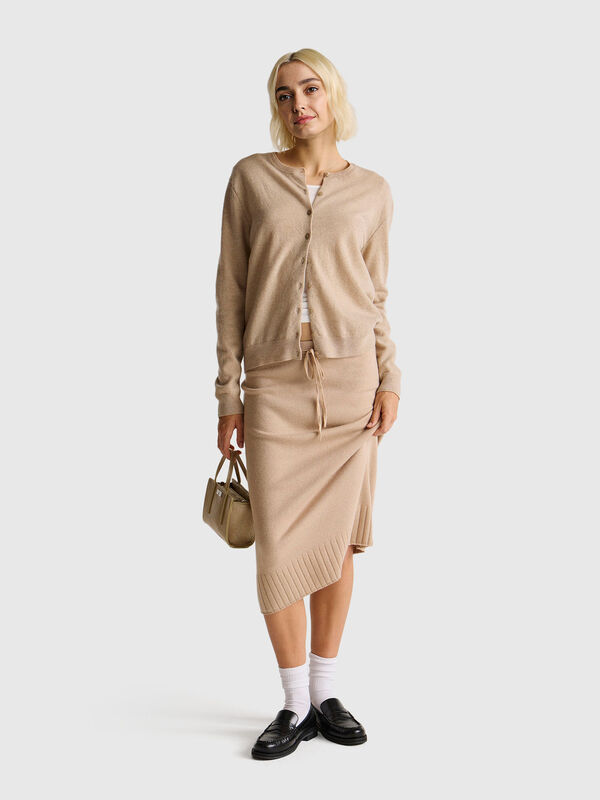 Beige crew neck cardigan in pure Merino wool Beige crew neck cardigan in pure Merino wool Women