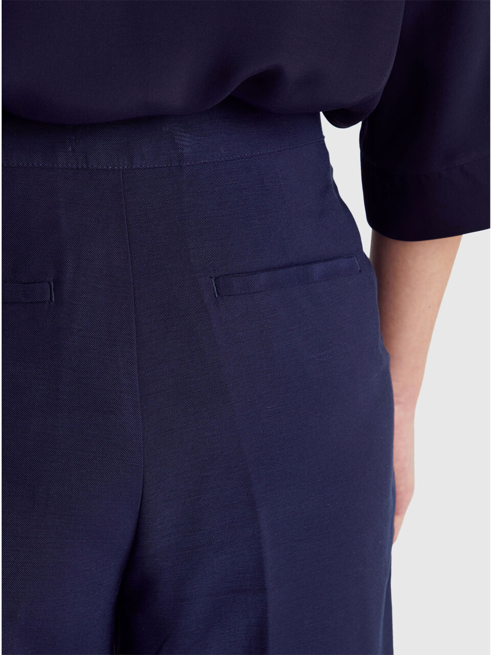 TROUSERS Women image number null