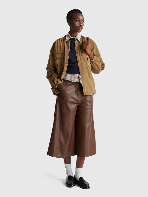 Wide 3/4 trousers in imitation leather Women